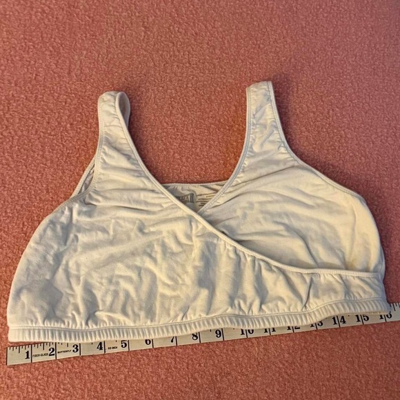 Duluth Trading Wireless Crossover Bra – XL - Picture 1 of 3